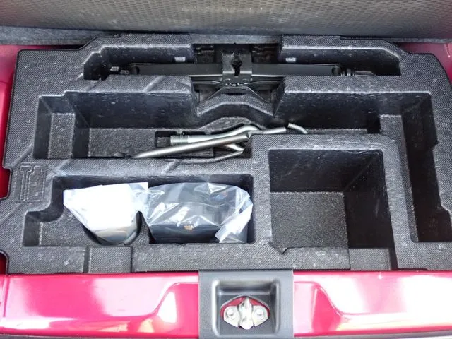 ダイハツ　ミラ　イース