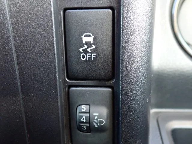 プロボックスバン　ハイブリッド（トヨタ）の車両写真