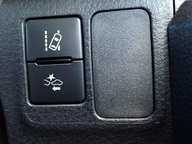 プロボックスバン　ハイブリッド（トヨタ）の車両写真