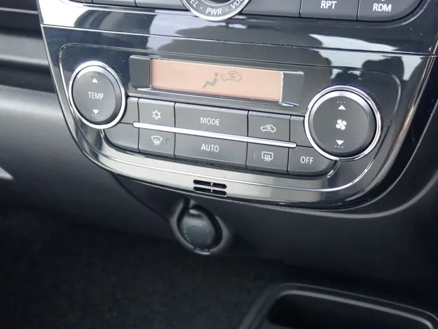 ミラージュＨＢ（ミツビシ）の車両写真