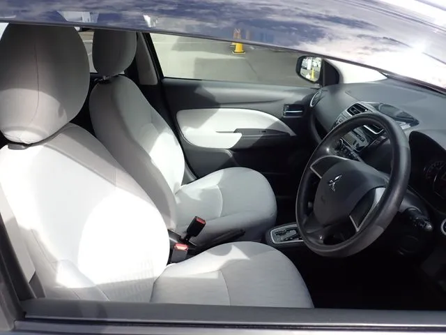 ミラージュＨＢ（ミツビシ）の車両写真