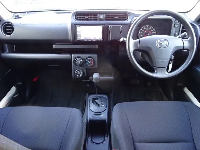 ファミリアバン 2WD(マツダ)の車両写真