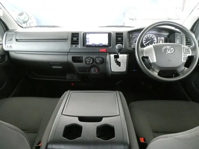 トヨタ　ハイエースバン　１．２５ｔ　２ＷＤ