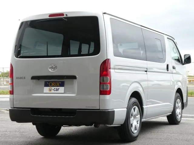 トヨタ　ハイエースバン　１．２５ｔ　２ＷＤ