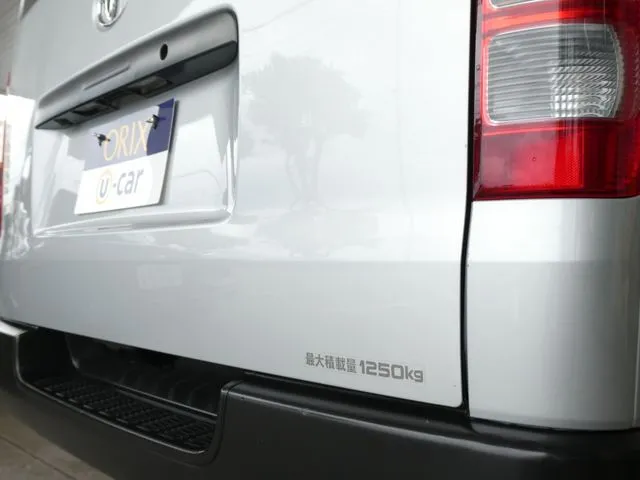 トヨタ　ハイエースバン　１．２５ｔ　２ＷＤ