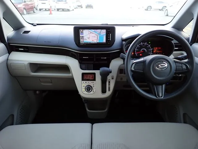 ムーヴ　４ＷＤ（ダイハツ）の車両写真