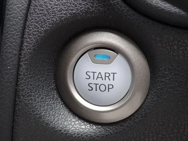 ノート（ニッサン）の車両写真