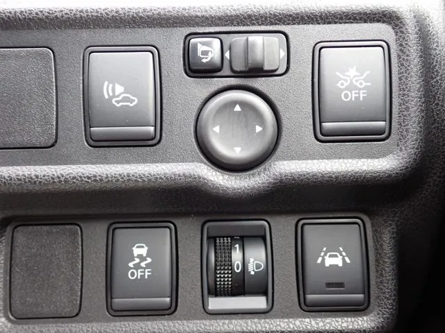 ノート（ニッサン）の車両写真