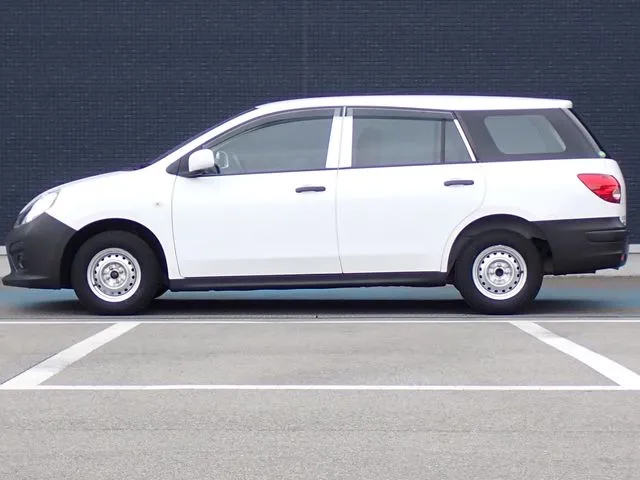 ニッサン　ＮＶ１５０　ＡＤ　２ＷＤ