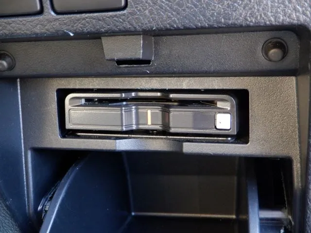 トヨタ　ヴェルファイア　ハイブリッド　４ＷＤ