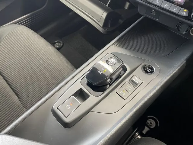 ノート（ニッサン）の車両写真