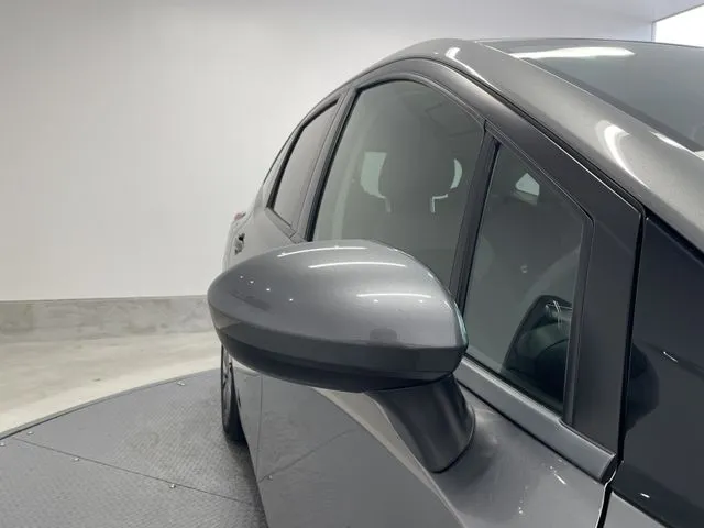 ノート（ニッサン）の車両写真