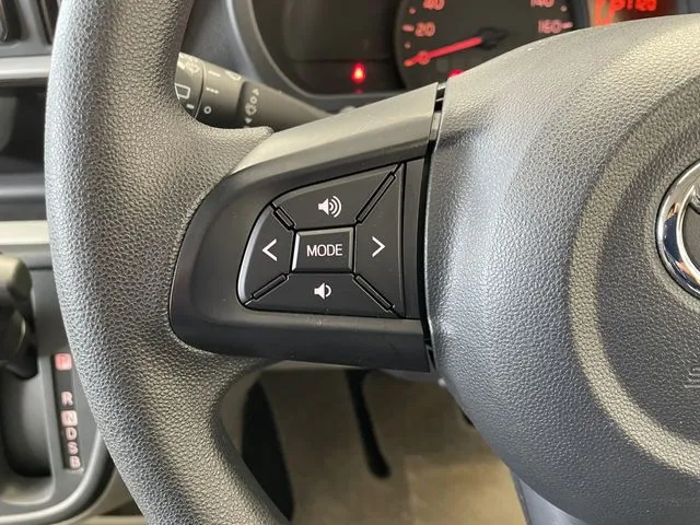 パッソ（トヨタ）の車両写真