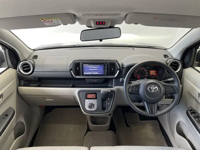 パッソ（トヨタ）の車両写真