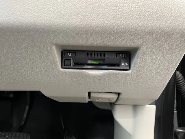 パッソ（トヨタ）の車両写真