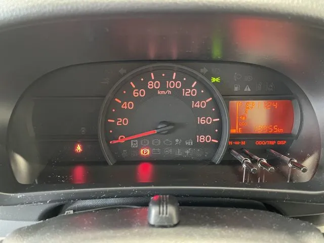 パッソ（トヨタ）の車両写真