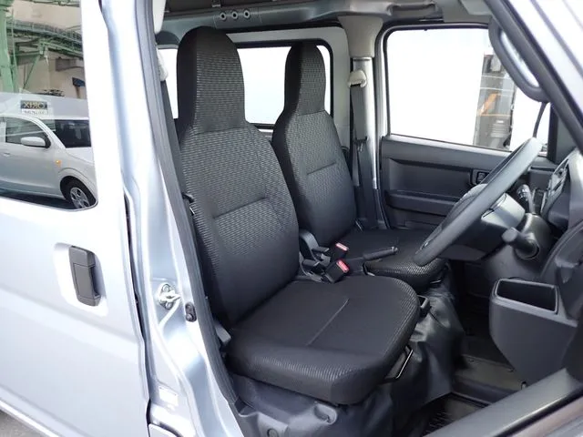 ハイゼットカーゴ(ダイハツ)の車両写真