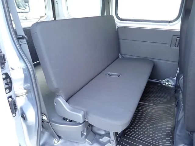 ハイゼットカーゴ(ダイハツ)の車両写真