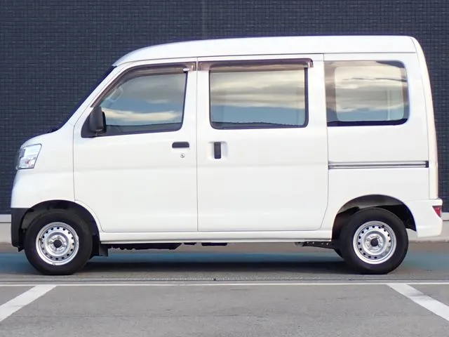ハイゼットカーゴ（ダイハツ）の車両写真