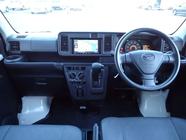 ハイゼットカーゴ（ダイハツ）の車両写真