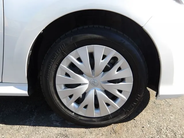 トヨタ　ヤリス　ハイブリッド