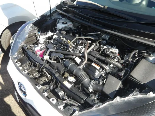 トヨタ　ヤリス　ハイブリッド