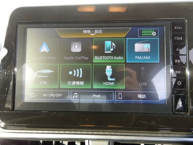 ニッサン　ノート　４ＷＤ