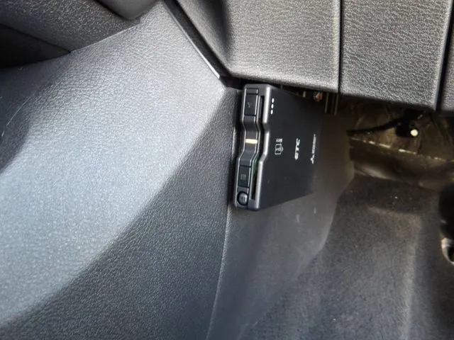 ニッサン　ノート　４ＷＤ