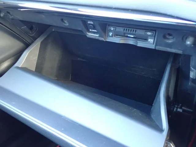 クラウン　セダン　ハイブリッド（トヨタ）の車両写真