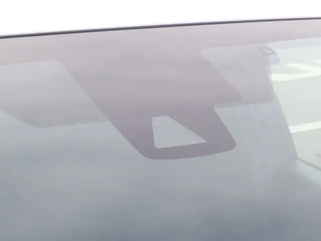 プリウス（トヨタ）の車両写真