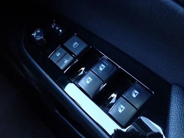 プリウス（トヨタ）の車両写真