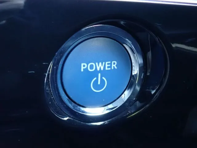 プリウス（トヨタ）の車両写真