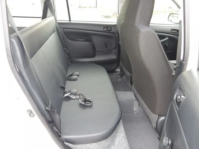 トヨタ　プロボックスバン　２ＷＤ