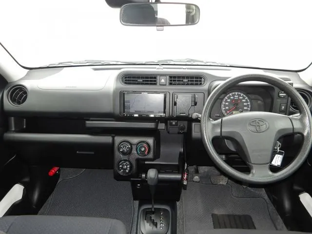 トヨタ　プロボックスバン　２ＷＤ