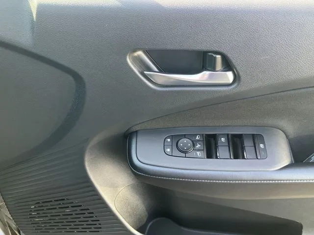 ニッサン　ノート　４ＷＤ