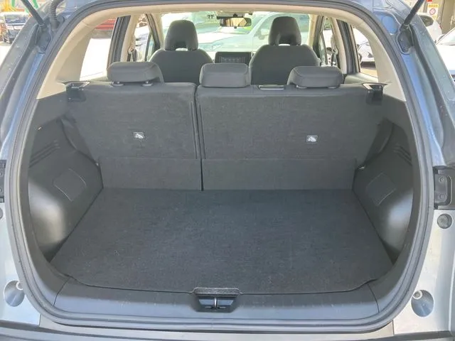 ニッサン　ノート　４ＷＤ