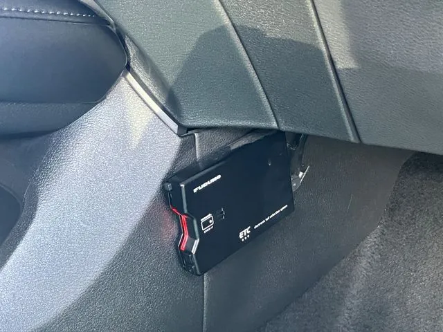 ニッサン　ノート　４ＷＤ