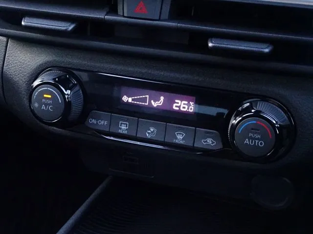 ニッサン ノート