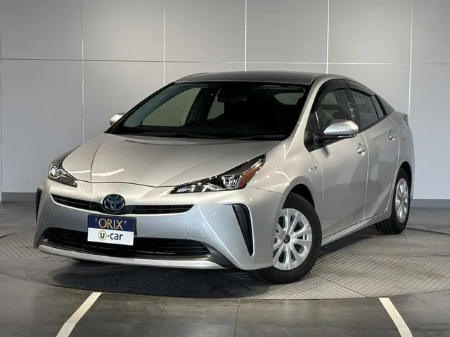 トヨタ プリウス