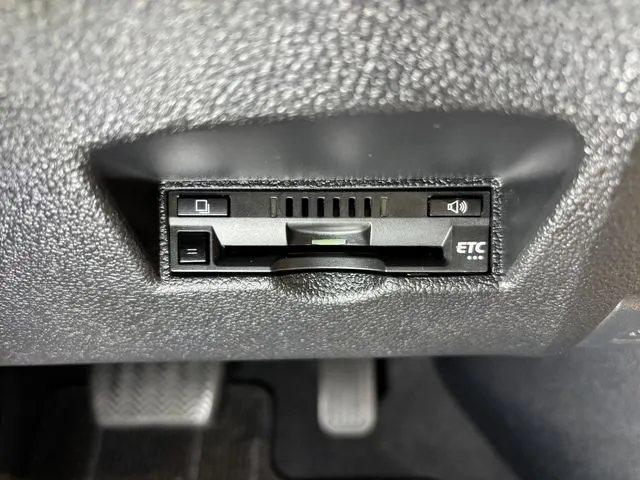 トヨタ　プリウス