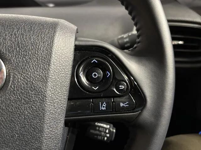 トヨタ　プリウス