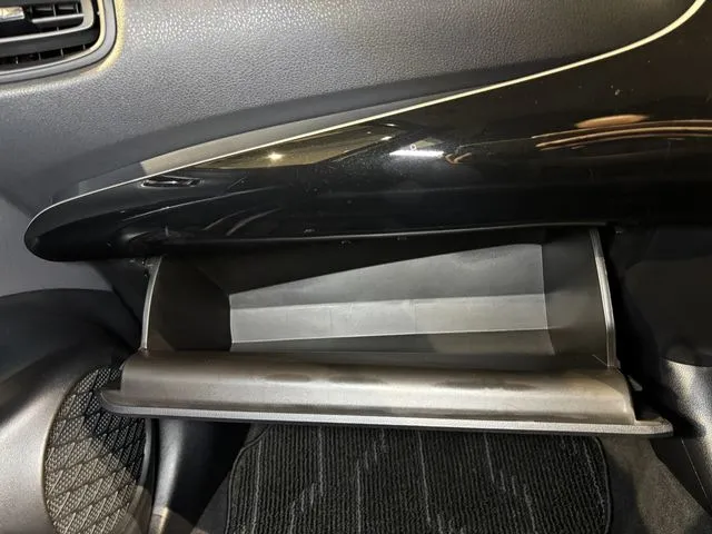 トヨタ　プリウス