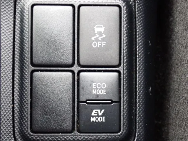 アクア（トヨタ）の車両写真