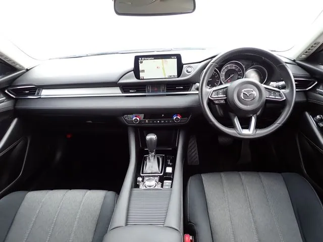 マツダ MAZDA6 セダン