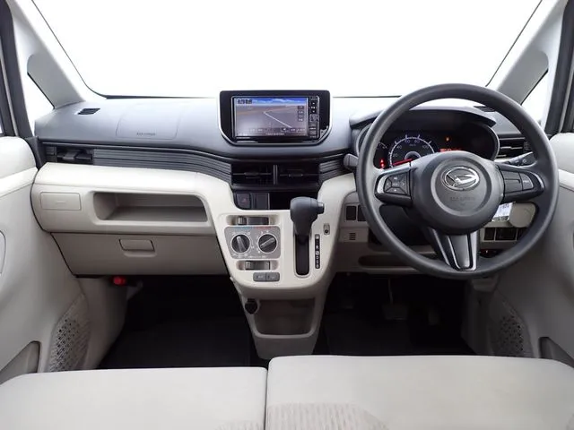 ムーヴ（ダイハツ）の車両写真