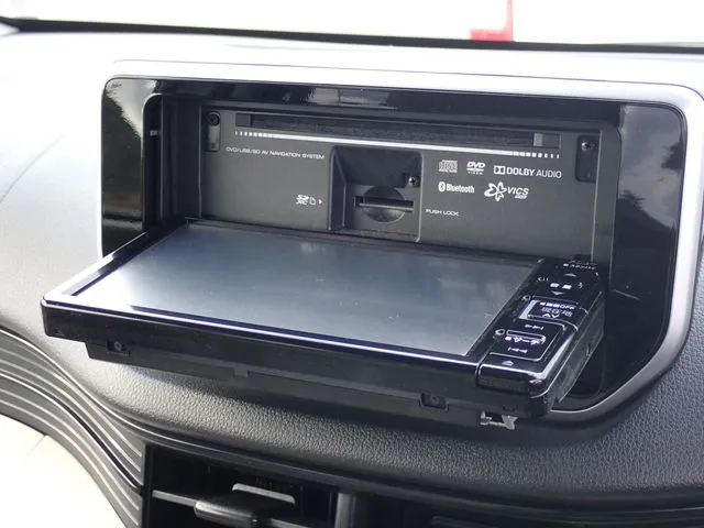 ムーヴ（ダイハツ）の車両写真