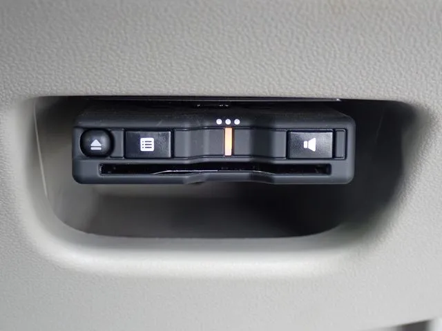 ムーヴ（ダイハツ）の車両写真