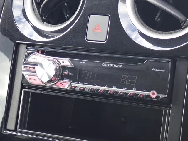 ニッサン　ノート