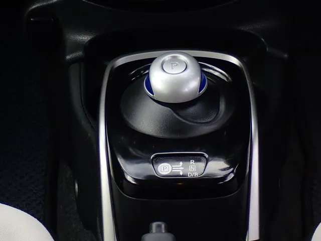 ニッサン　ノート