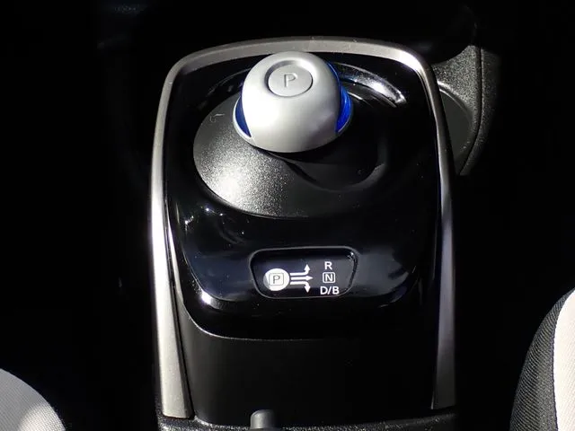 ノート（ニッサン）の車両写真